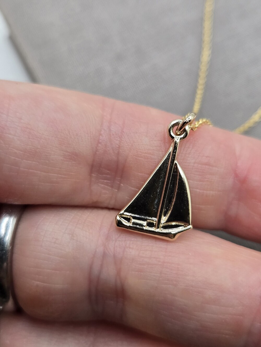 J. Crew Gold Sailboat Charm Necklace 21" Classic Nautical Yacht Quiet Luxury - Picture 4 of 8